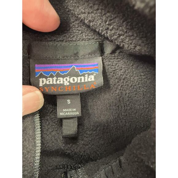 Patagonia Synchilla Jacket Womens Small Fleece Full Zip Outdoor Hiking Pullover - Picture 4 of 10